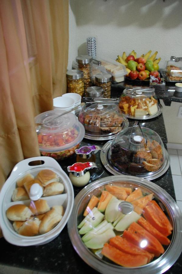 Hotel Netuno Beach Suites Fortaleza  Buitenkant foto